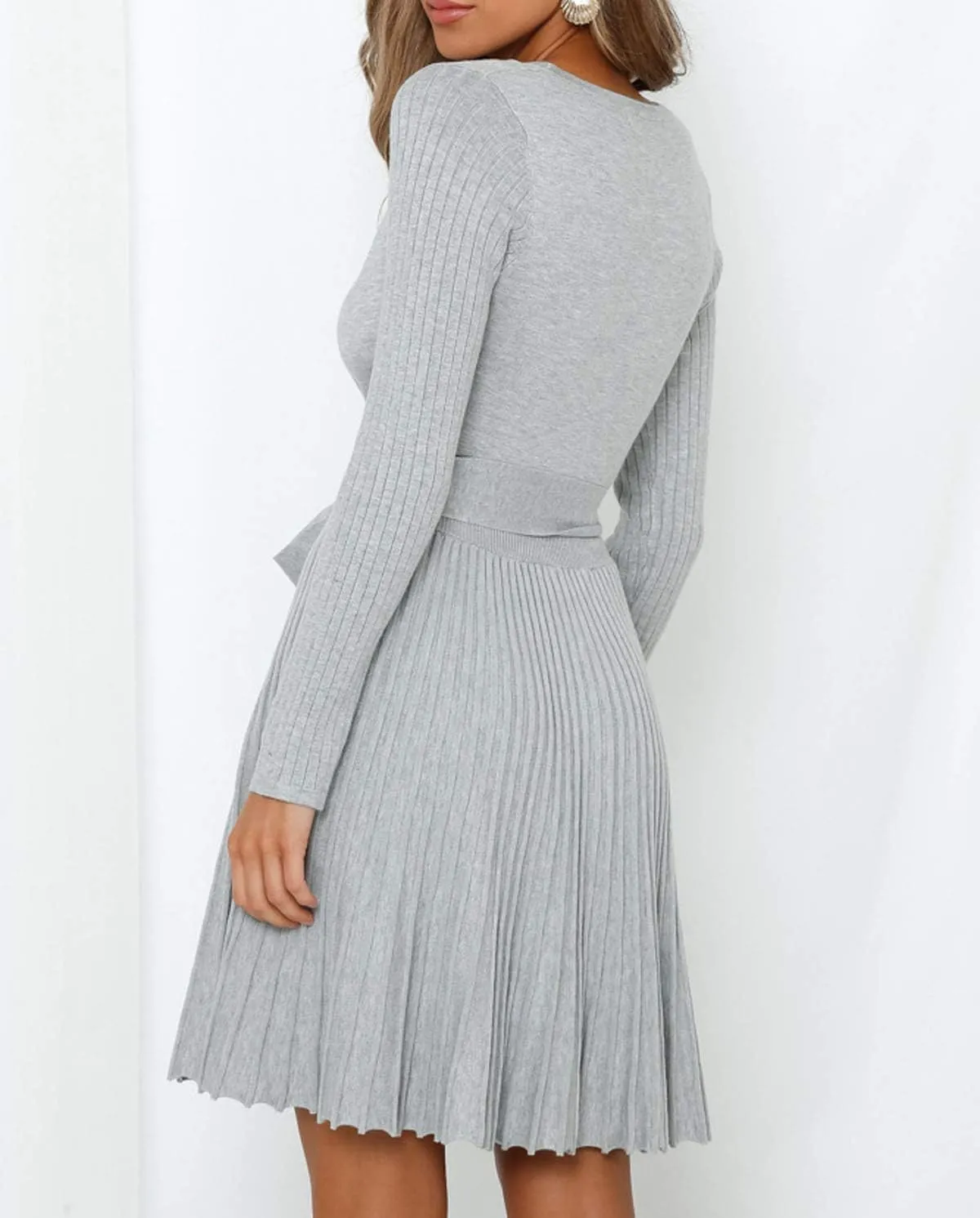 R.Vivimos Women's Autumn Long Sleeve V Neck Elegant Knitted Slim Knee-Length A-Line Sweater Dress