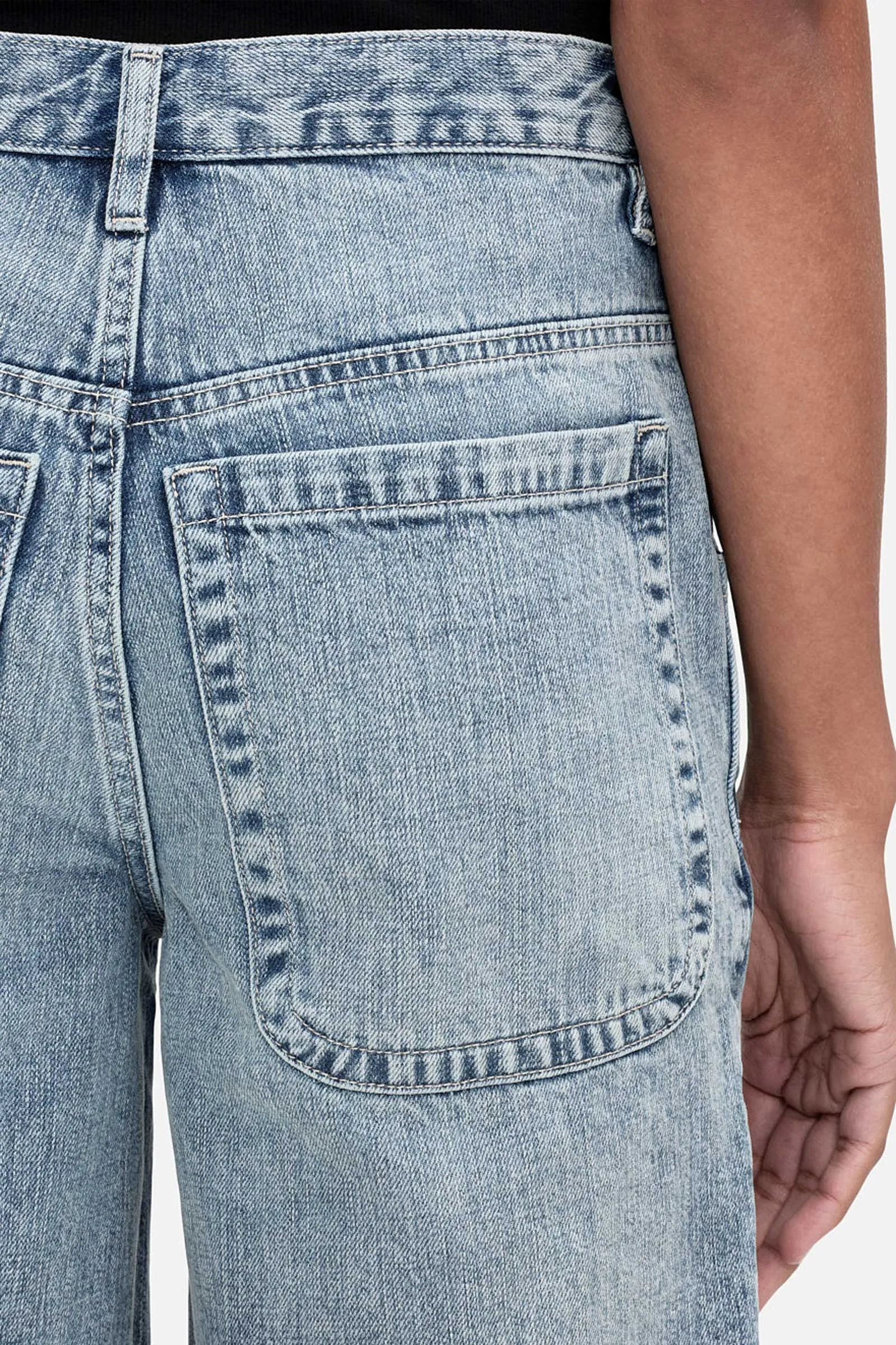 Skater Rigid Denim Short Jeans